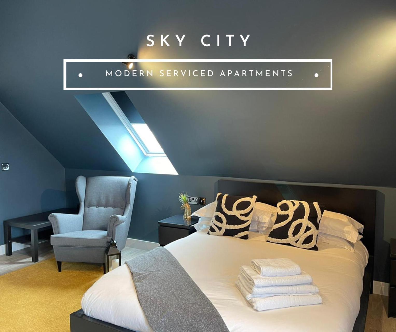 Sky City Apartments Ковънтри Екстериор снимка