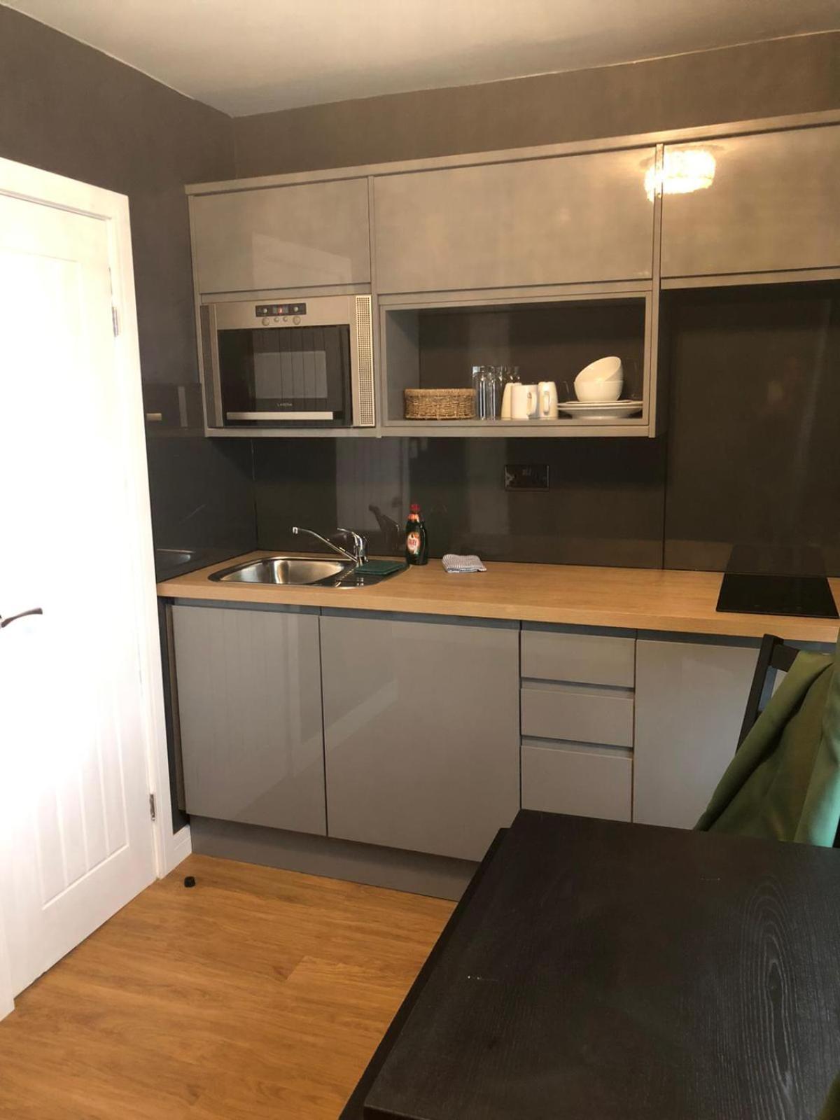 Sky City Apartments Ковънтри Екстериор снимка